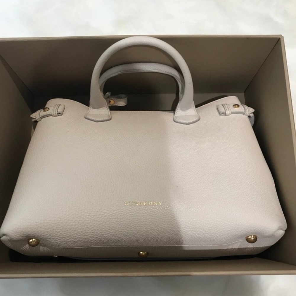 Burberry Medium Tote bag Ivory color